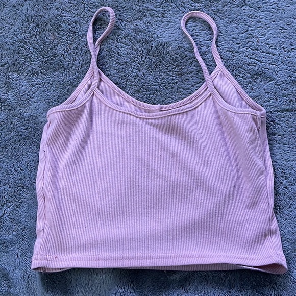 a size small pink crop top - Picture 2 of 3